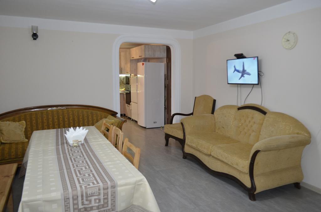 Guest House Gogia Zhabeshi Luaran gambar